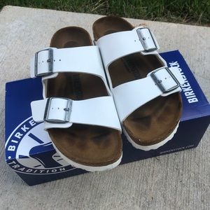 Birkenstock - White Arizona Sandal